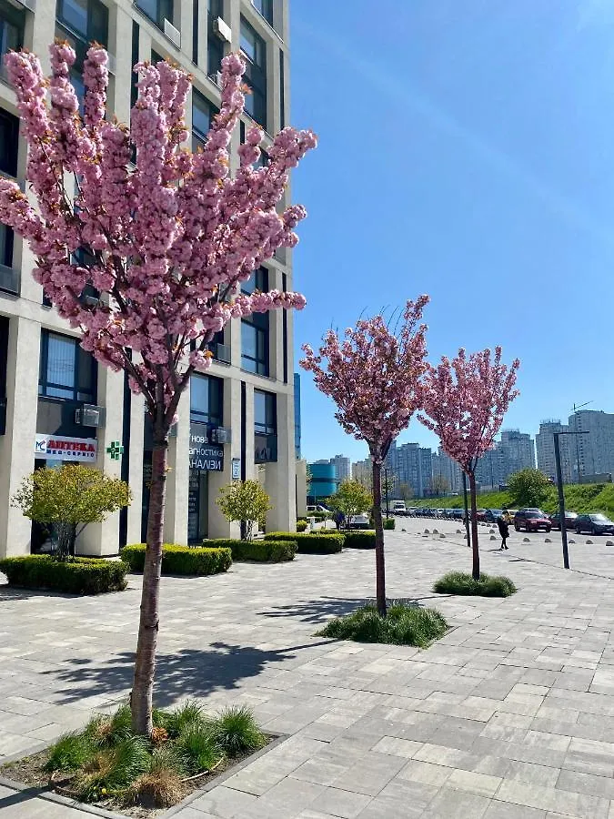 Slavutich Apartments Near Metro Station Kyiv